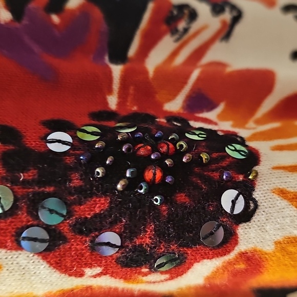 Alfred Dunner Multicolor Cotton/Ramie Floral Sweater, excellent condition. - Picture 7 of 9